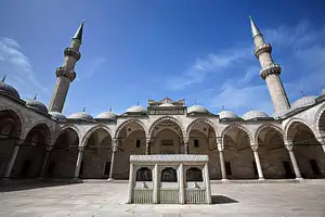 Skip-the-line Topkapi Palace and Suleymaniye Mosque Tour