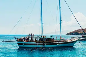 Full-Day Island Hopping Cruise From Athens With Lunch