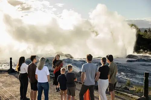 Te Rā Guided Experience