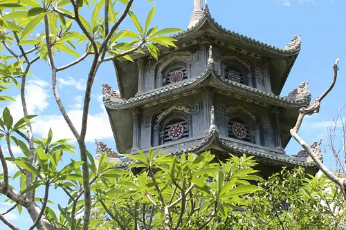 Marble Mountains and Linh Ung Pagoda Guided Tour | Half-day Guided Tour